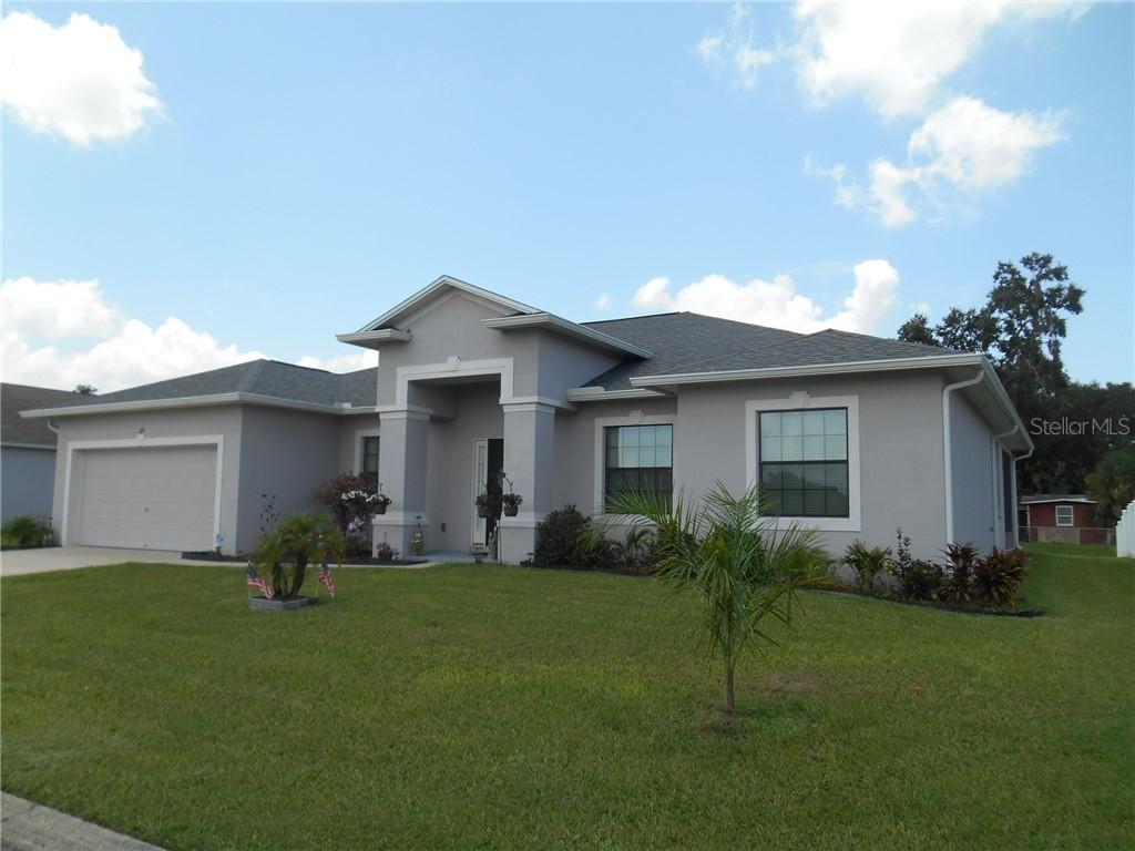 321 Majestic Gardens Dr., Winter Haven, FL 33880