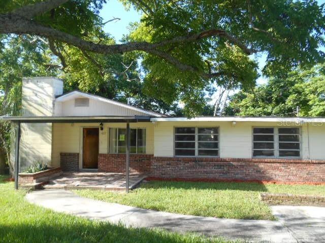 1022 S Tower Ln., Lake Wales, FL 33853