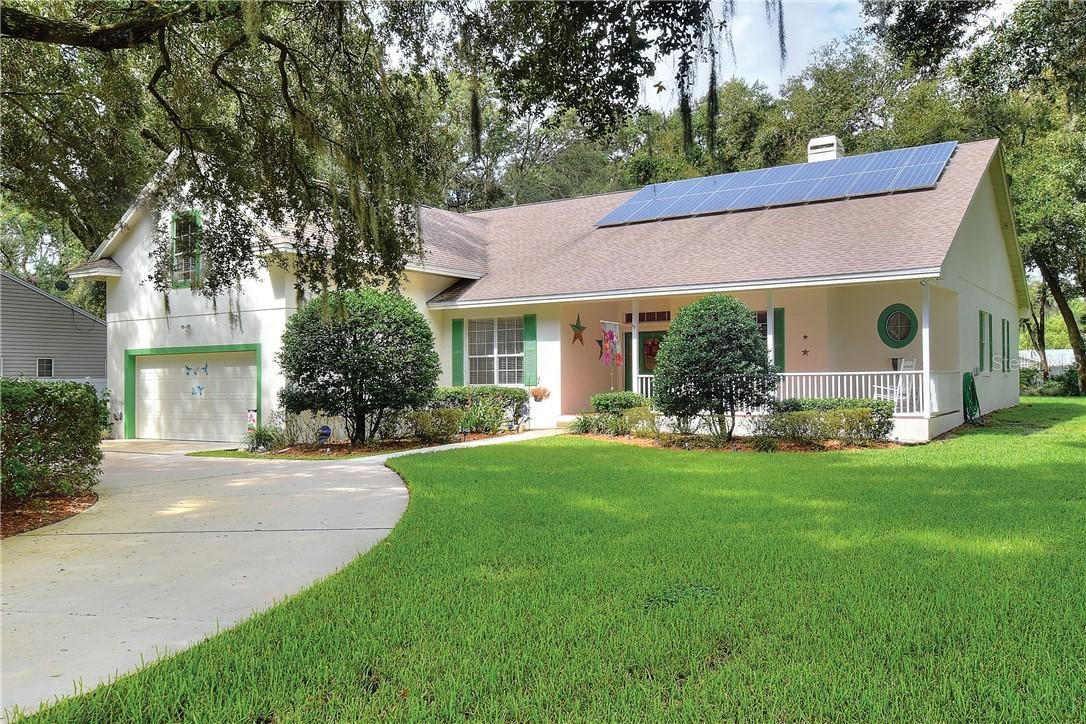 6207 Forestwood Dr., Lakeland, FL 33811