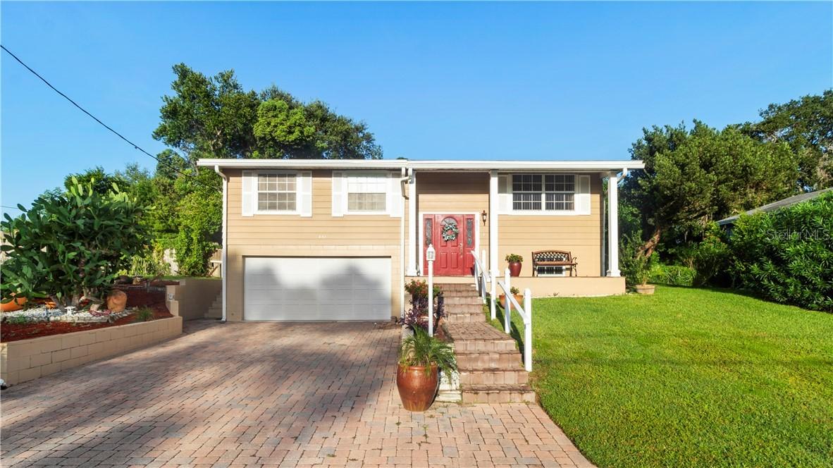 831 17th Ter., Winter Haven, FL 33881