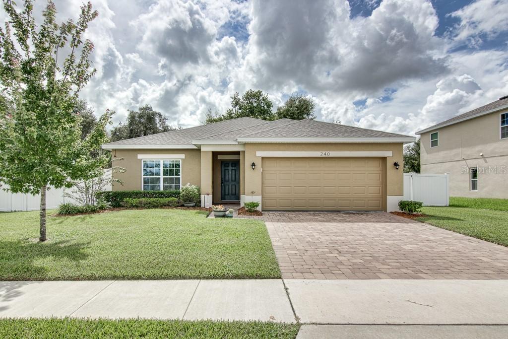 240 Whispering Pines Way, Davenport, FL 33837