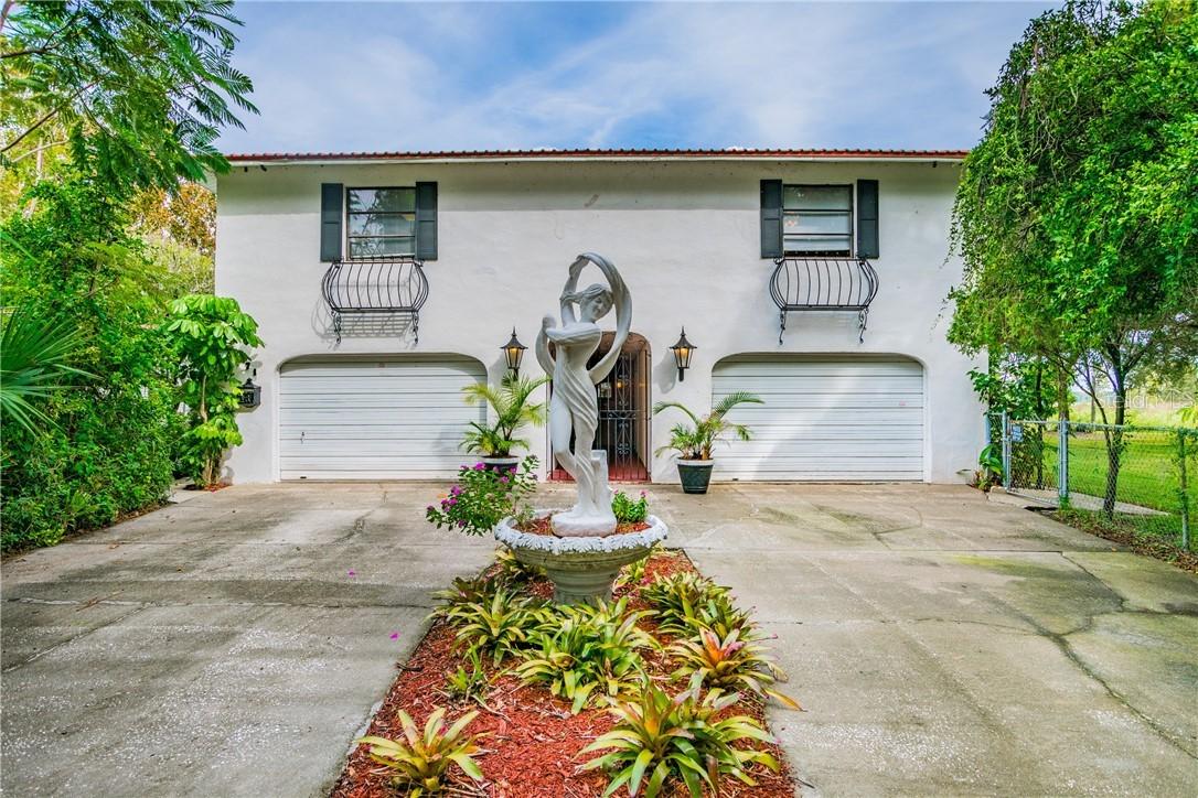 1471 W Lake Bonny Dr., Lakeland, FL 33801