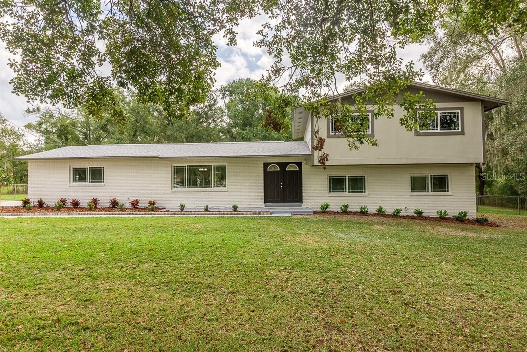 246 W Socrum Loop Rd., Lakeland, FL 33809
