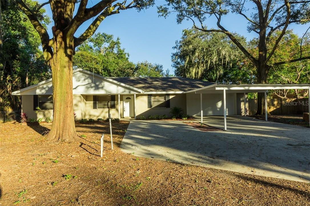 1020 S Woodlawn Ave., Bartow, FL 33830