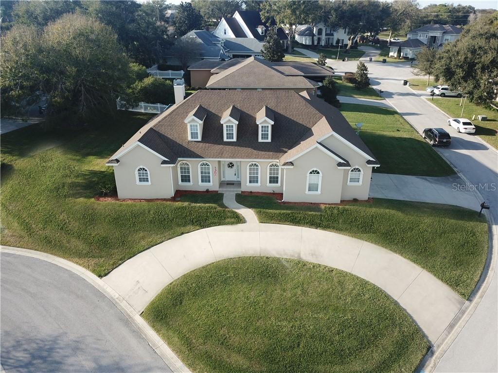 5035 Hanover Ln., Lakeland, FL 33813