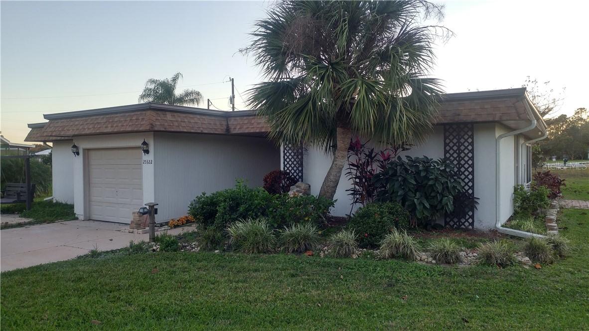 25322 Columbia Cir., Lake Wales, FL 33898