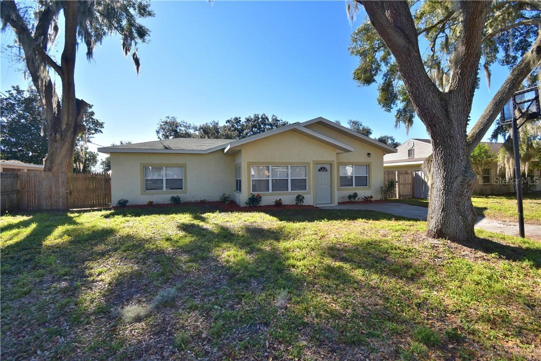 2015 Poe St., Lakeland, FL 33801