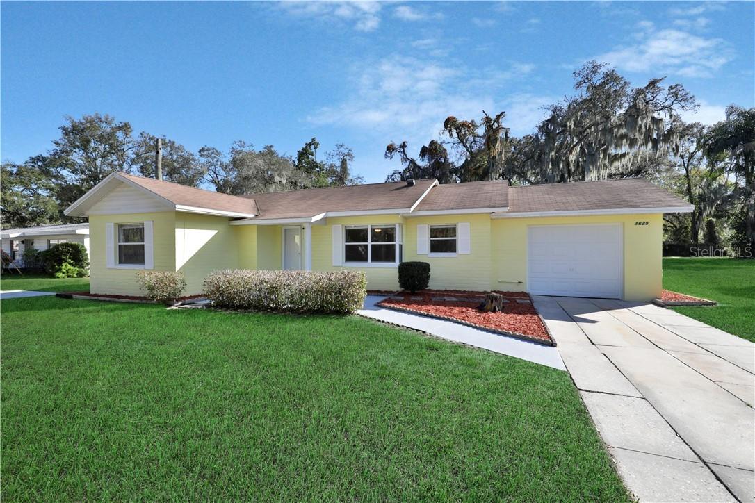 1625 Shore Acres Dr., Lakeland, FL 33801