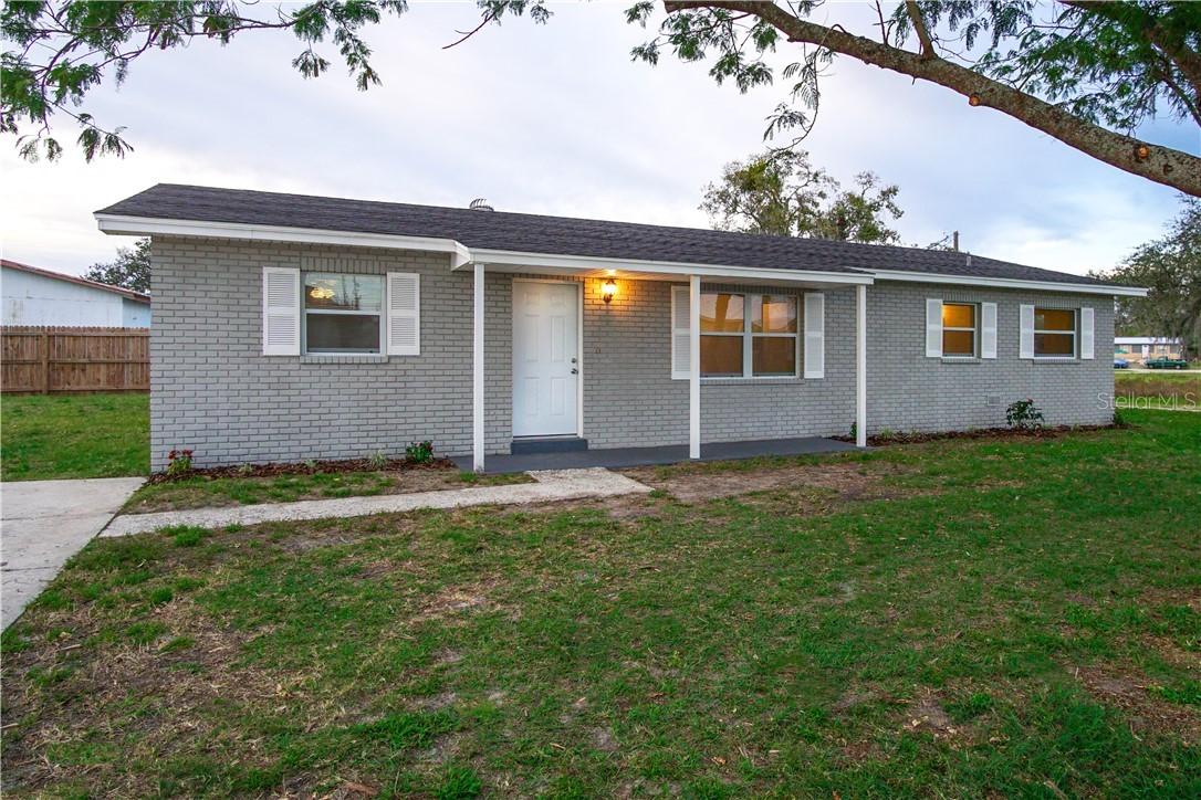 949 Lake Lure Loop, Lakeland, FL 33801