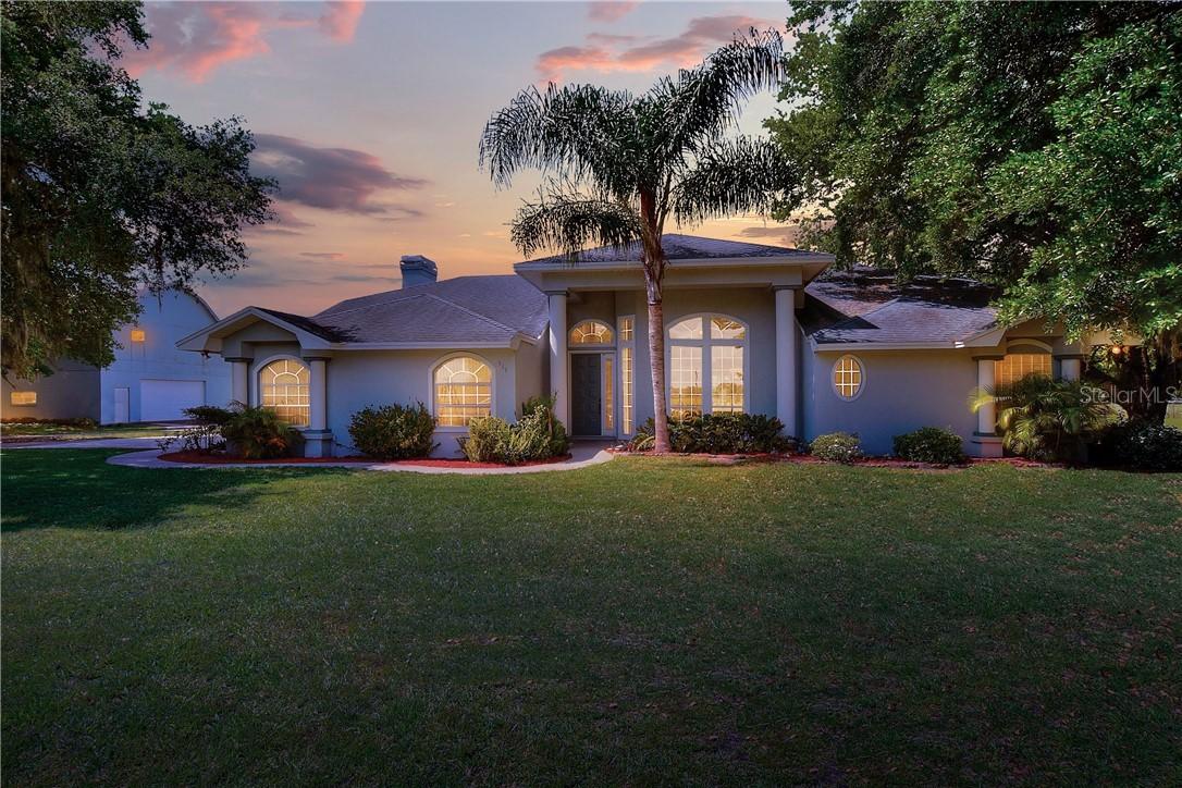 938 Morning Star Dr., Lakeland, FL 33810