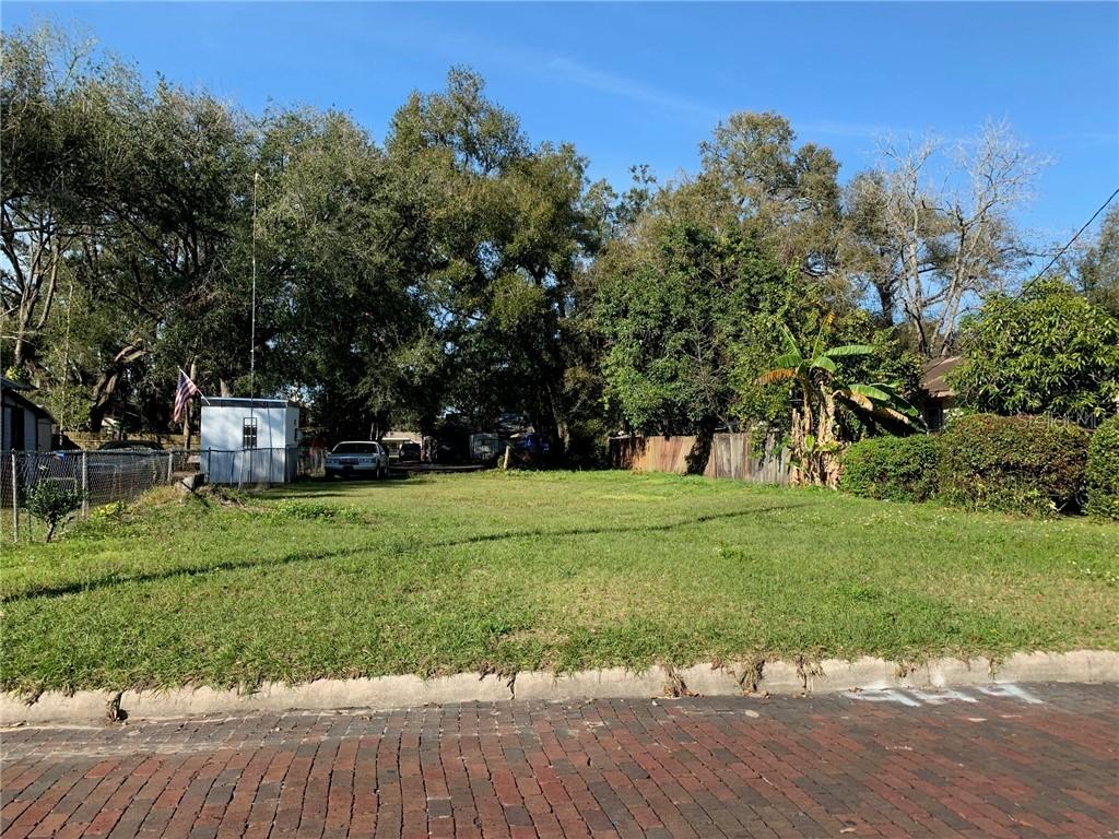 949 Augusta St., Lakeland, FL 33805