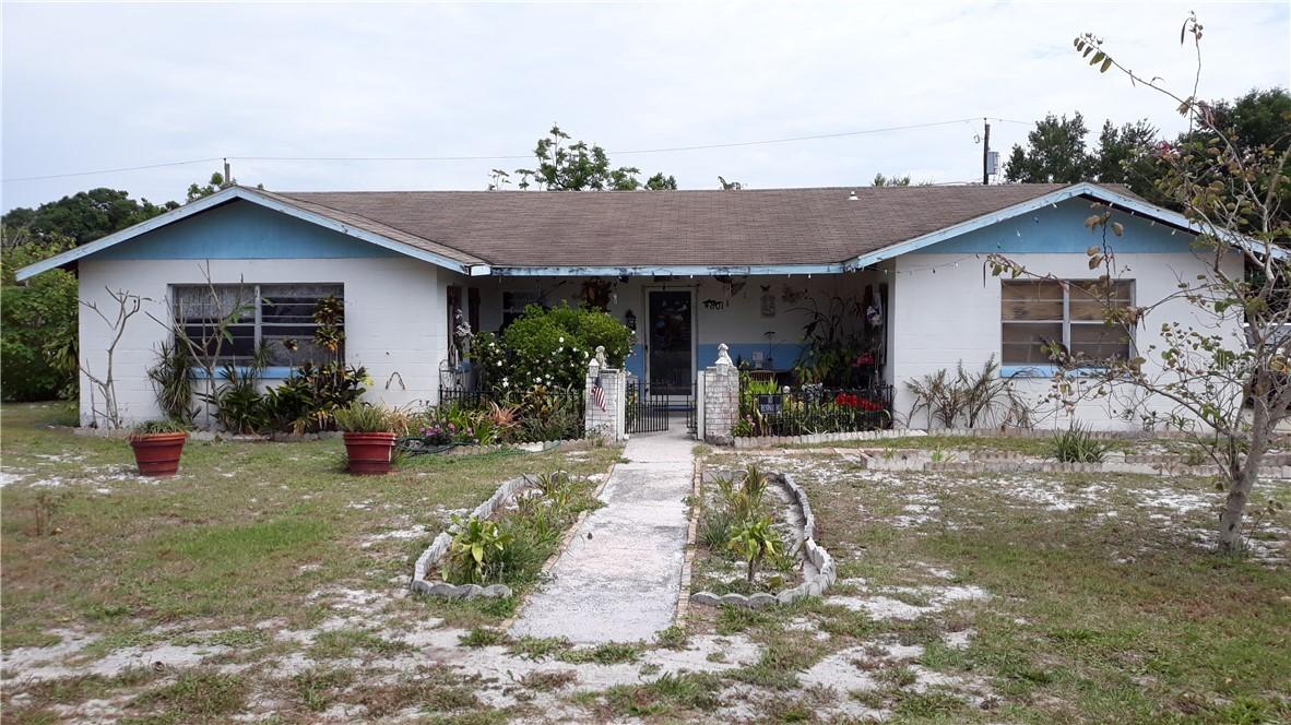 4801 Wales St., Lake Wales, FL 33859