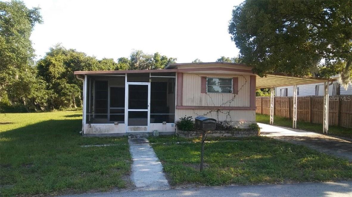 9219 Lake Point Blvd., Lake Wales, FL 33898