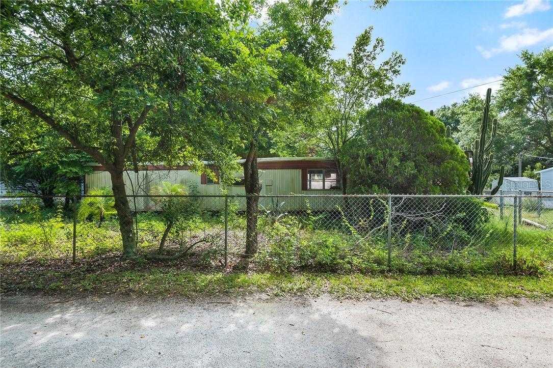 2040 Brickhouse Rd., Lutz, FL 33558