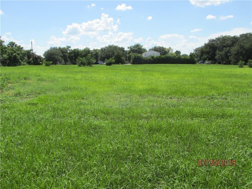 460 Hilltop Dr., Lake Wales, FL 33853