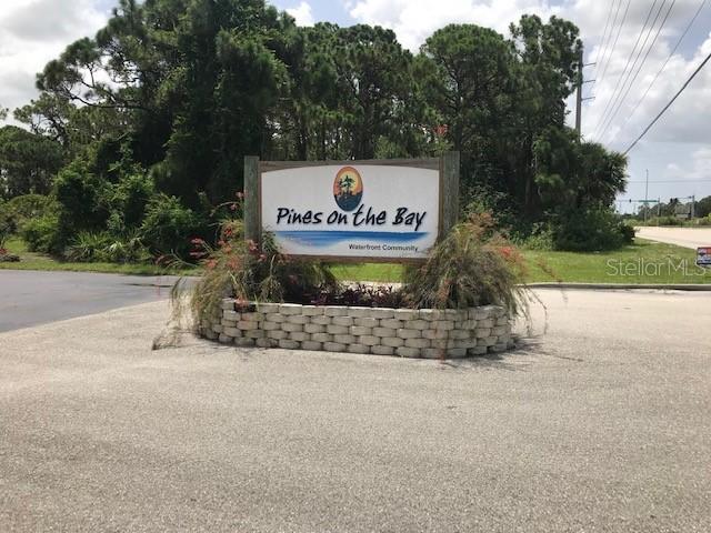 7041 Pinebay Blvd., Englewood, FL 34224