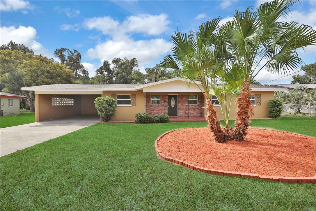 1200 W Lake Buckeye Dr., Winter Haven, FL 33881