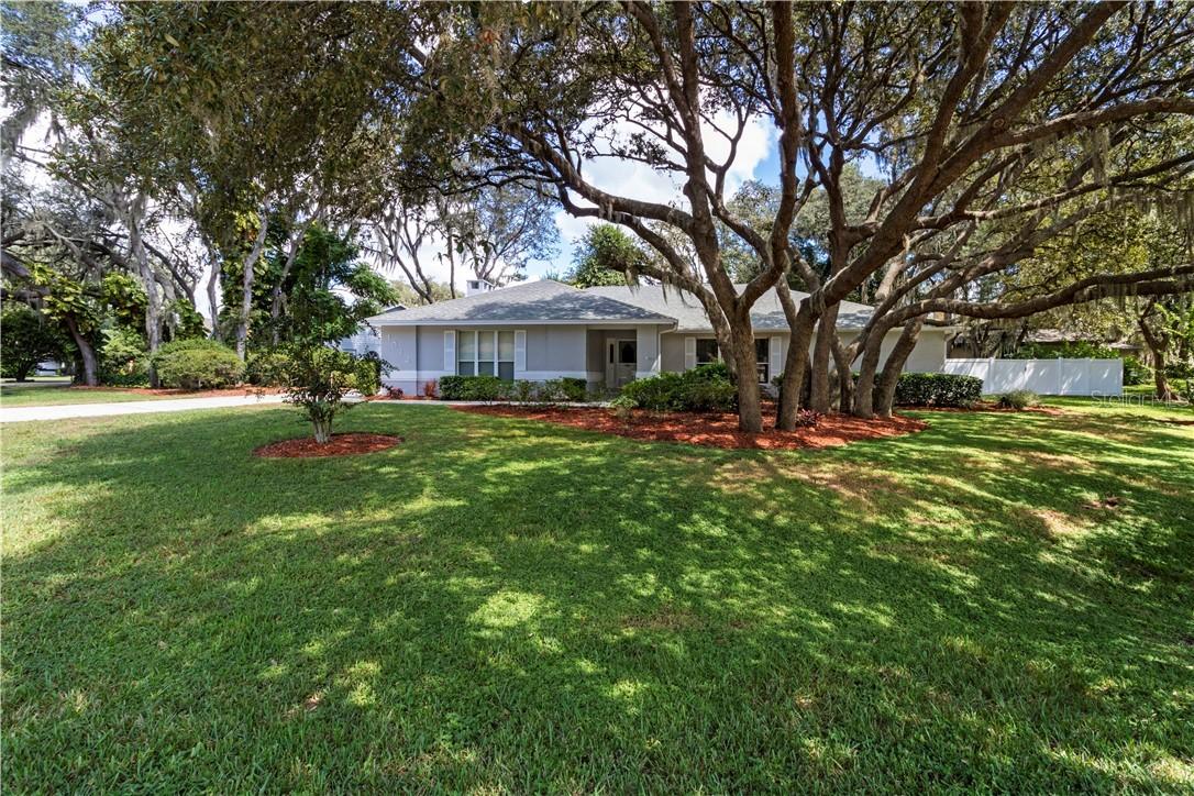 1532 Yeomans Path, Lakeland, FL 33809