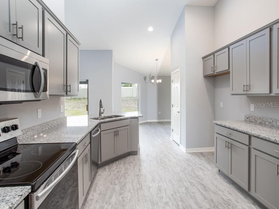 113 Cloverbrook Tr., Davenport, FL 33837