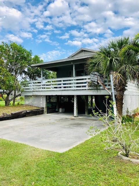 153 Friendship Ln., Englewood, FL 34223