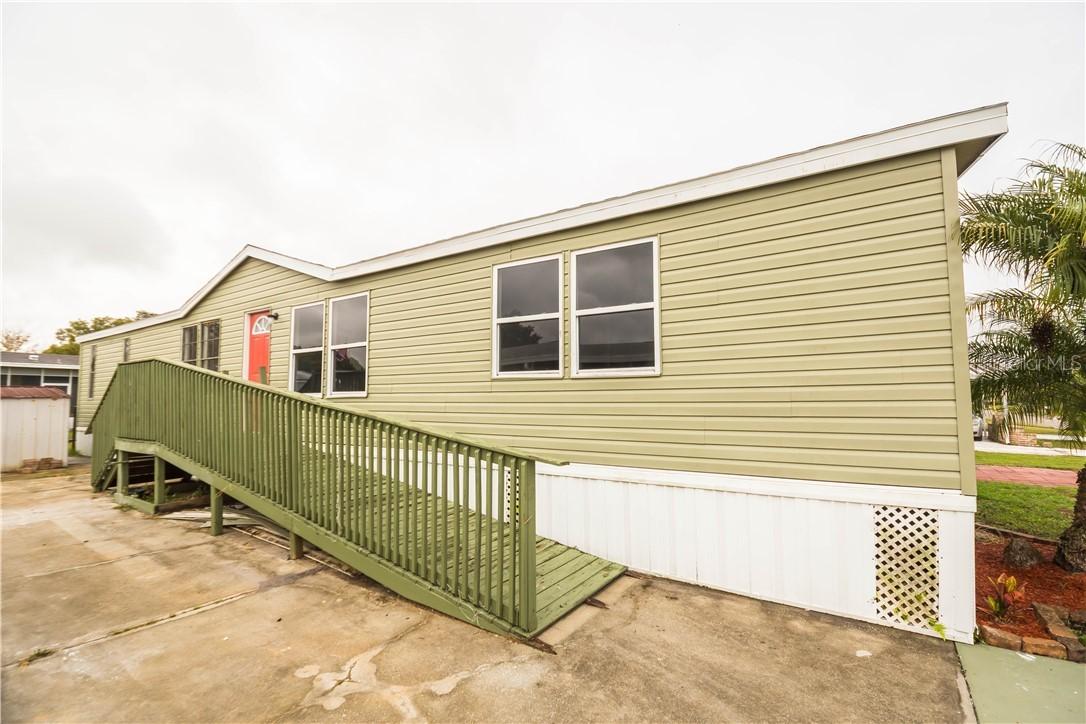 439 Leisure Pl., Lakeland, FL 33801