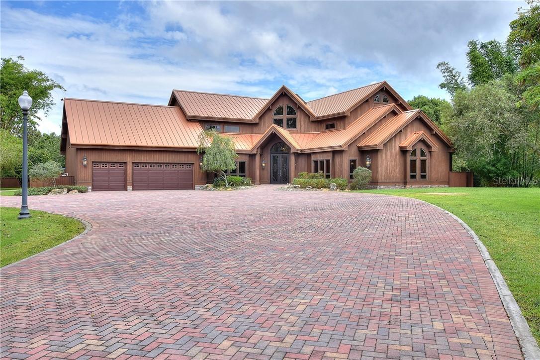 4015 Country Club Rd., Winter Haven, FL 33881