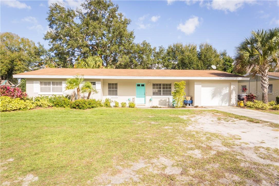 104 Tremont Dr., Winter Haven, FL 33884