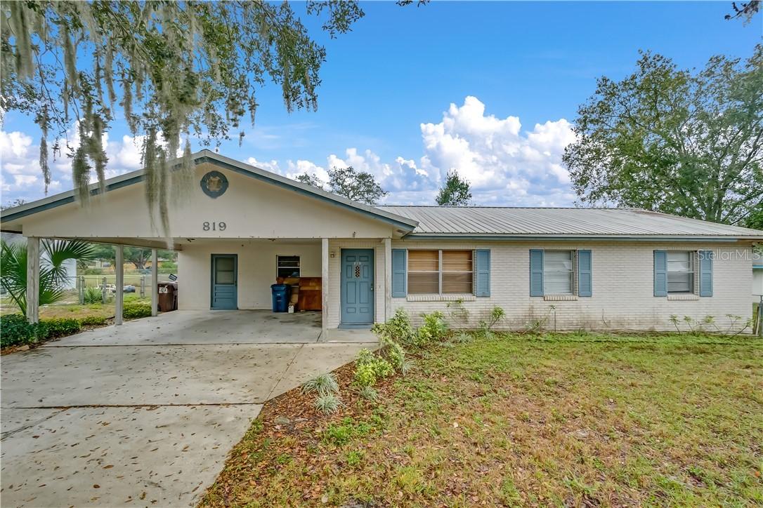 819 Blackwood Dr., Lake Wales, FL 33898