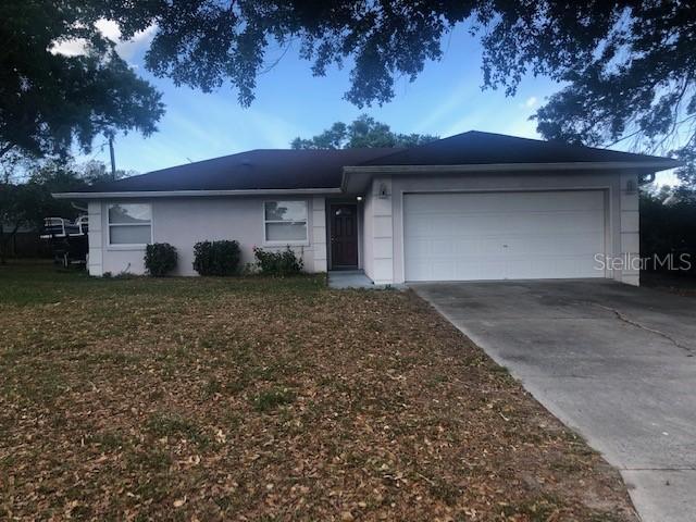 916 Lamp Post Ln., Lakeland, FL 33809