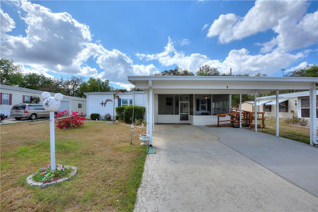 5 Westridge Rd., Davenport, FL 33837