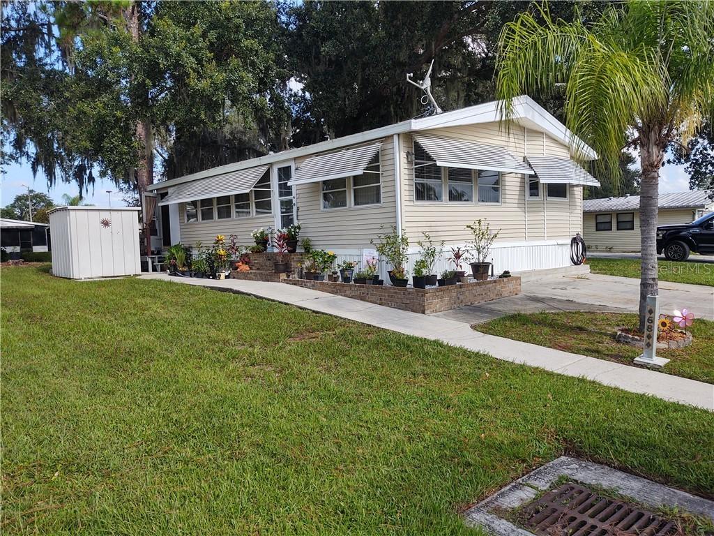 68 Citrus Ridge Dr., Davenport, FL 33837