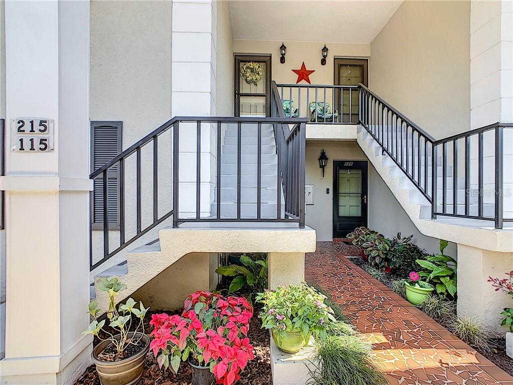 689 Lake Howard Dr. #215, Winter Haven, FL 33880