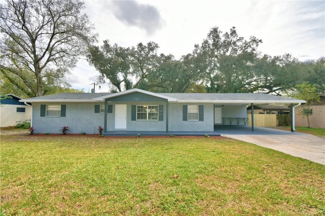 1302 Magdalene Ct., Lakeland, FL 33801