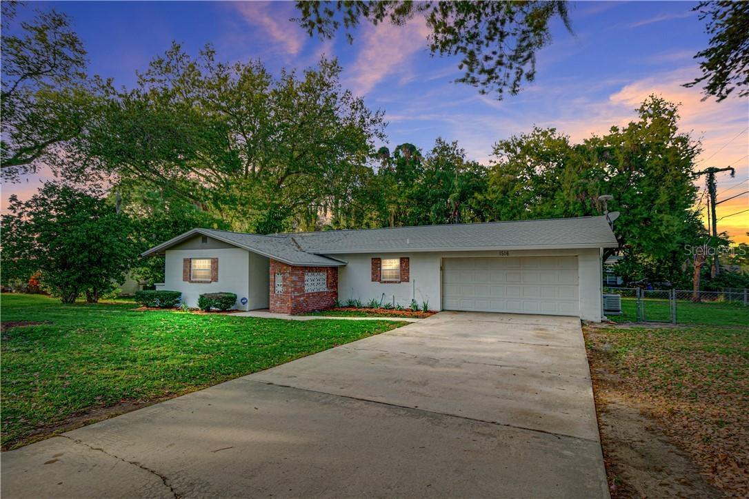 1516 Orangewood Dr., Lakeland, FL 33813