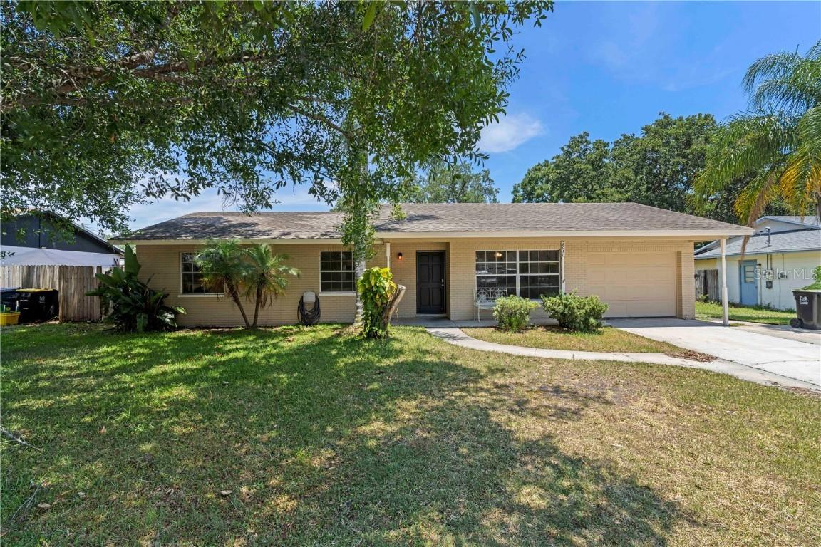 2836 Orchid Ln., Lakeland, FL 33805