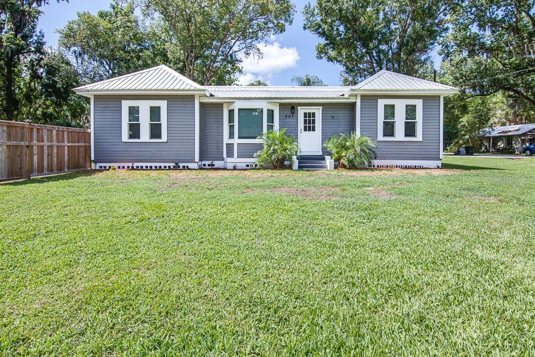 801 E Calhoun St., Plant City, FL 33563