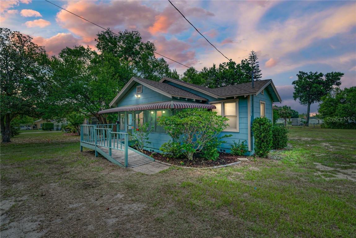 825 Avenue X, Winter Haven, FL 33881