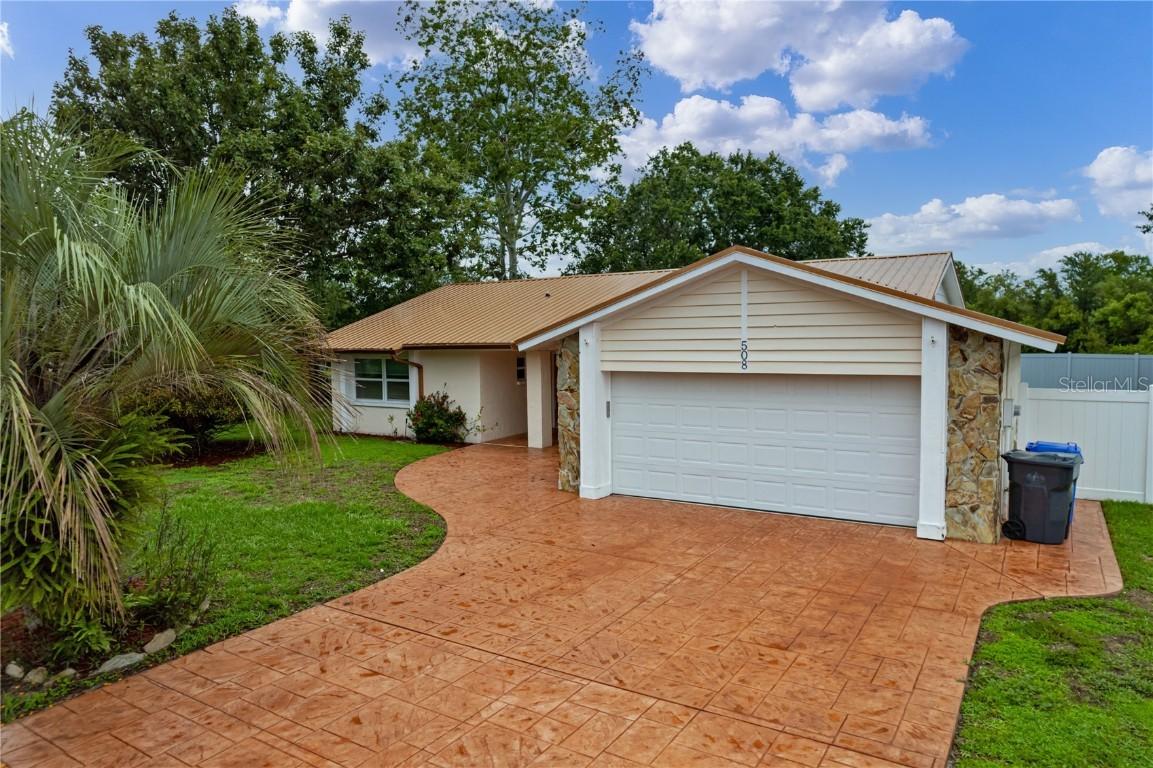 508 Brentwood Pl., Brandon, FL 33511