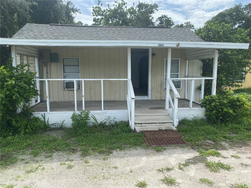 2003 N Combee Rd., Lakeland, FL 33801