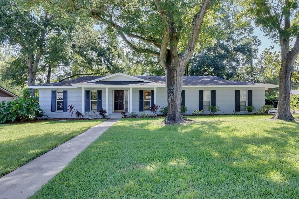 4310 Orangewood Cir., Lakeland, FL 33813