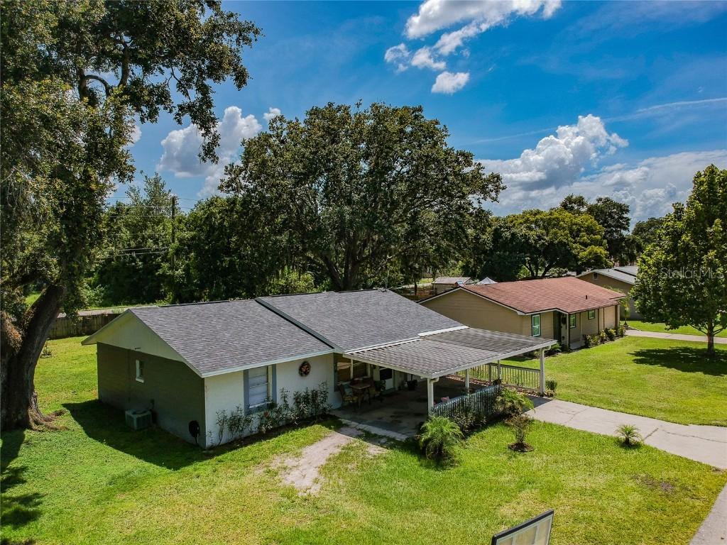 2845 Banyan Ln., Lakeland, FL 33805