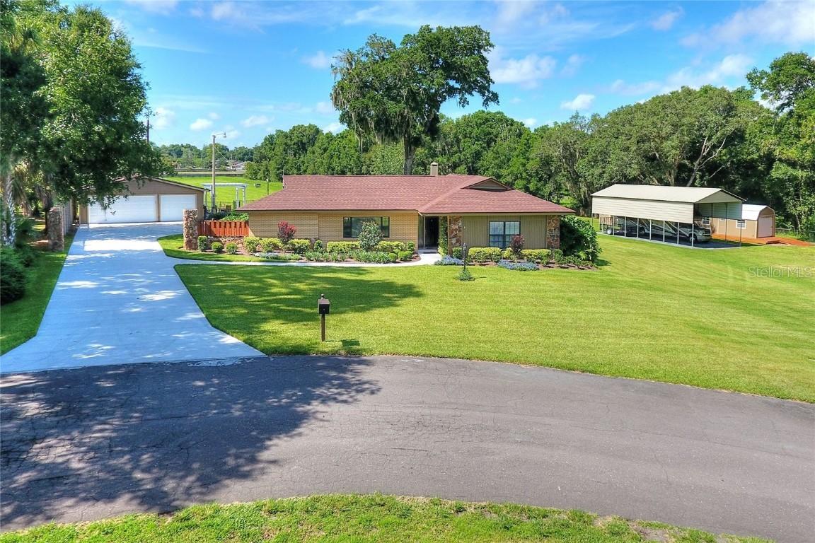 3417 Royal Ct., Lakeland, FL 33812