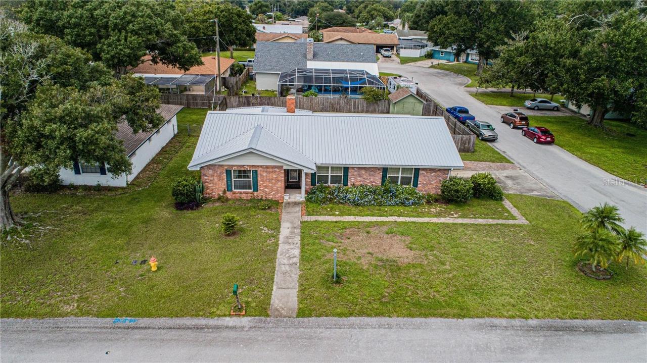125 Lagoon Rd., Winter Haven, FL 33884