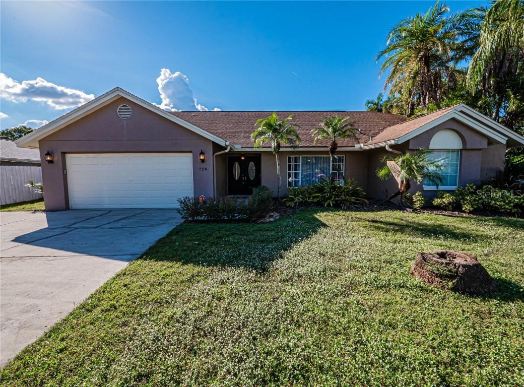 728 Camrose Dr., Brandon, FL 33510