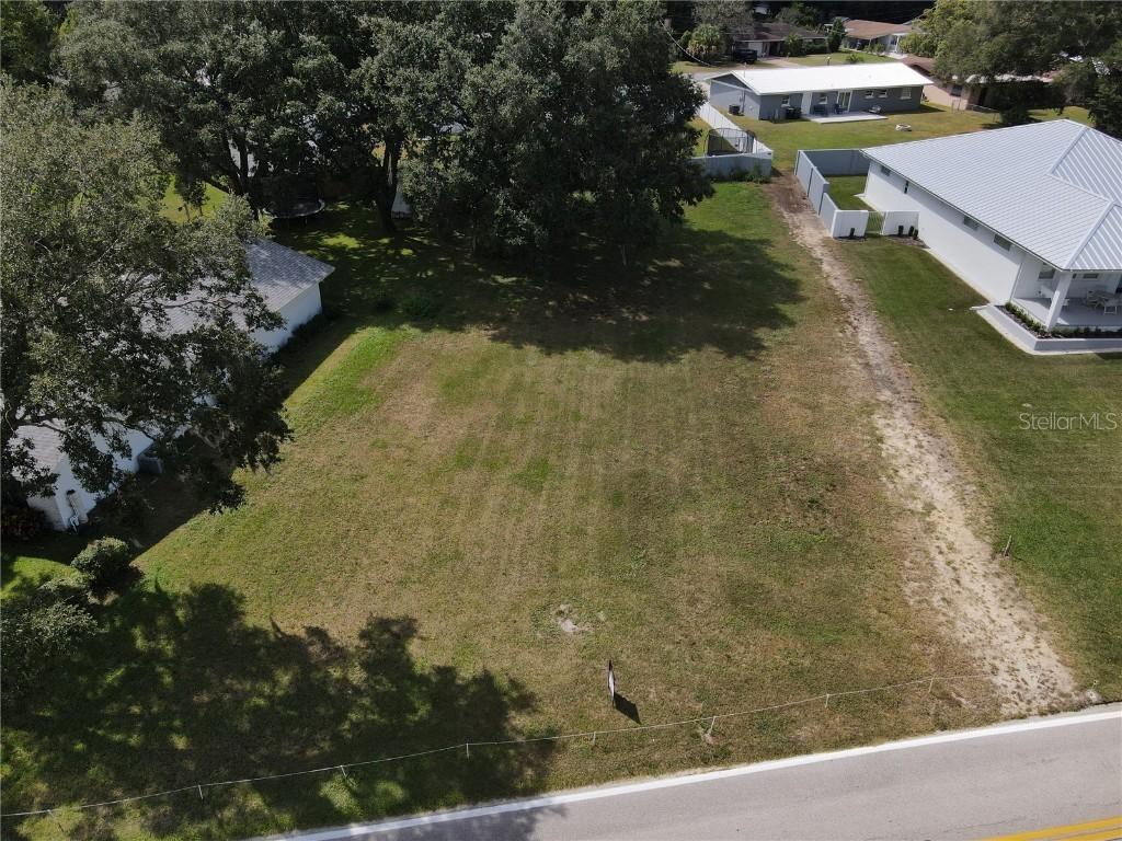 W Lake Summit Dr., Winter Haven, FL 33884