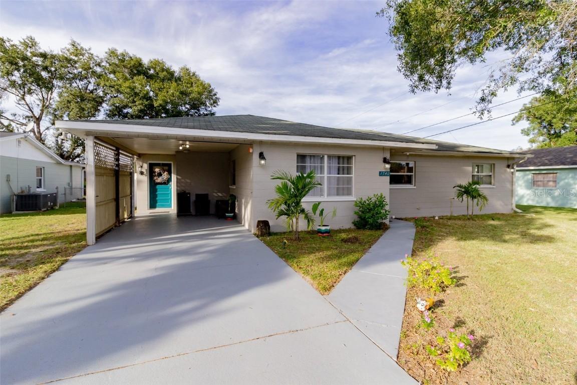 1540 Dolphin Dr., Lakeland, FL 33801