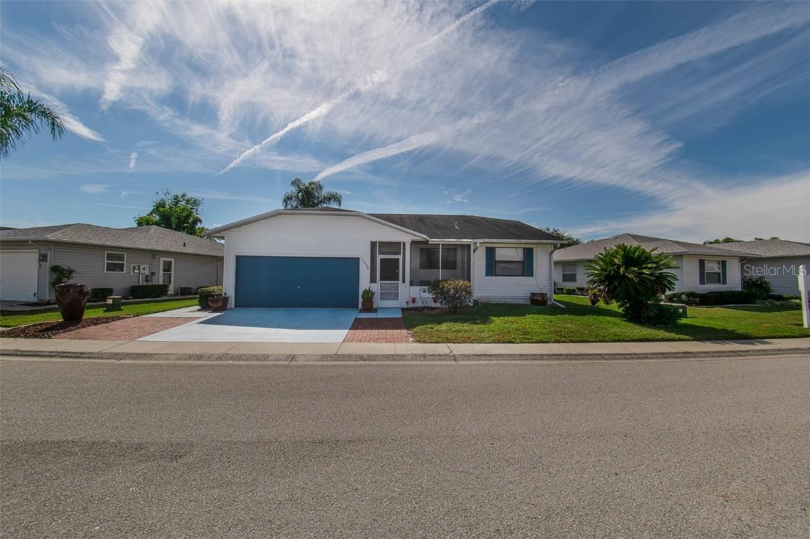 1994 Long Boat Dr., Lakeland, FL 33810