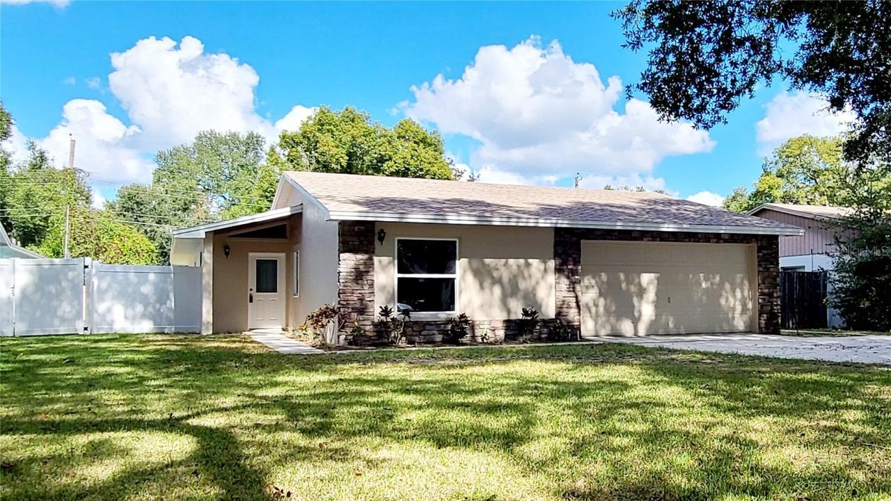 1238 Spinnaker Dr., Lakeland, FL 33805