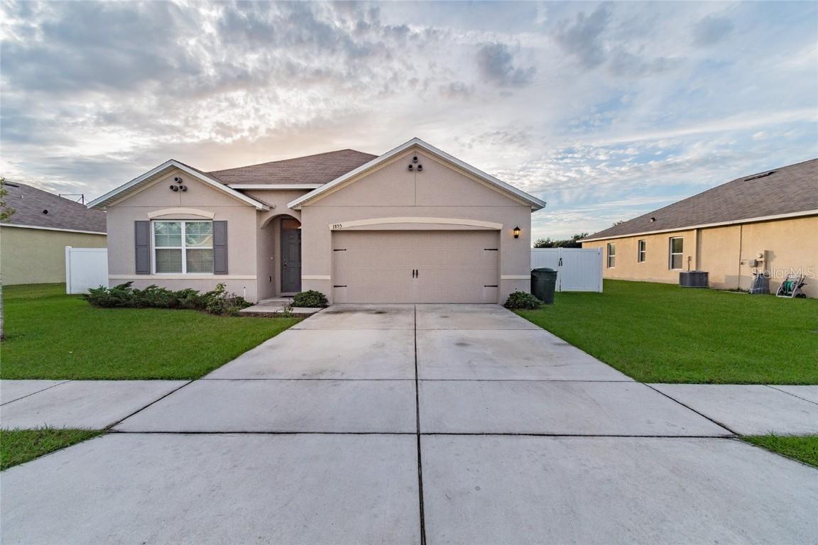1855 Jackson Oaks Dr., Bartow, FL 33830