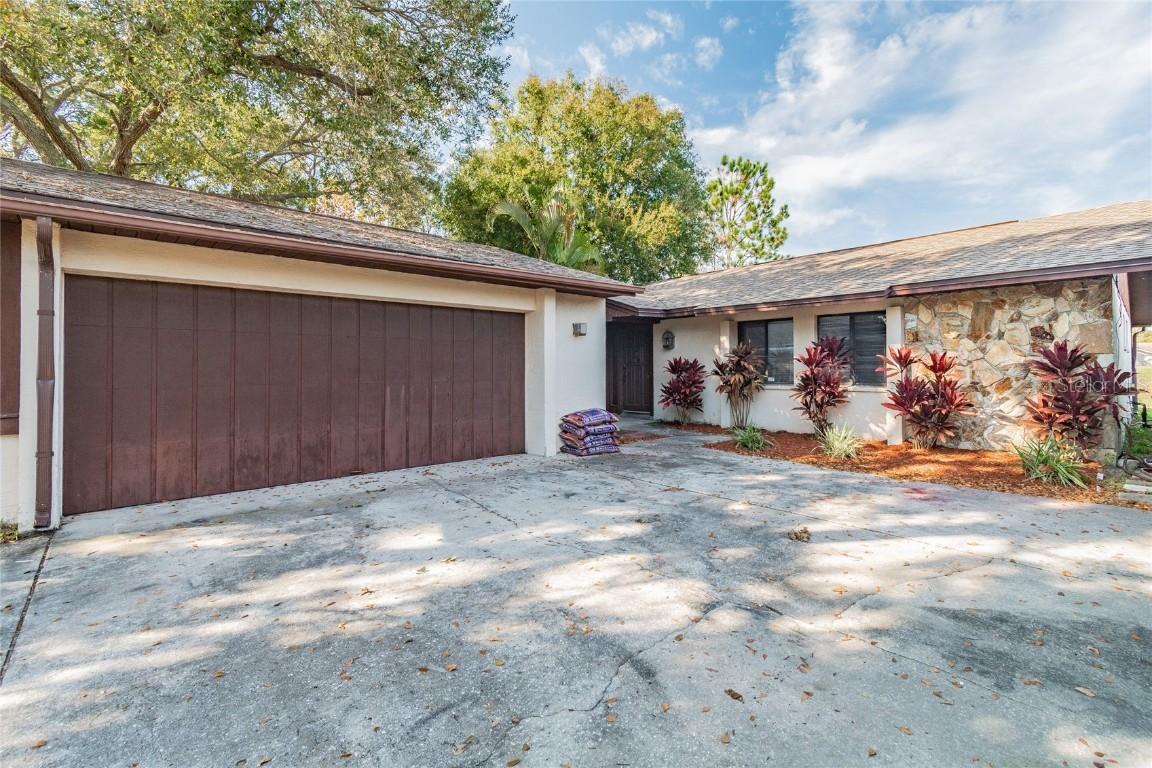 857 Rockingham Rd., Lakeland, FL 33809